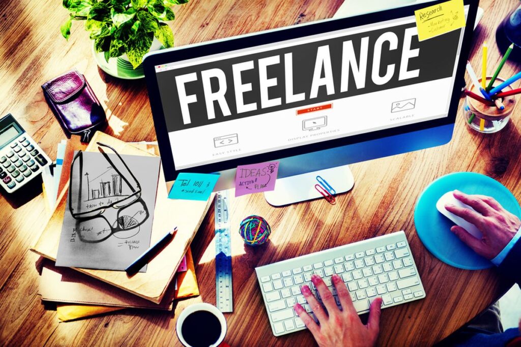 Cara Menghasilkan Uang dari HP Tanpa Modal #3: Menjadi Freelancer