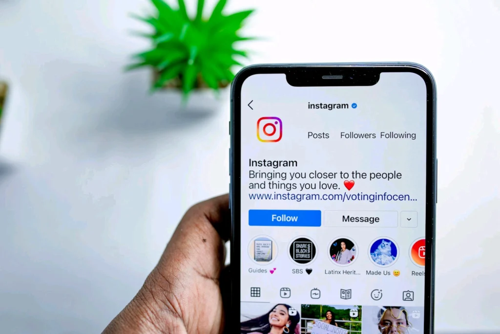 Langkah-langkah Mendapatkan Centang Biru di Instagram