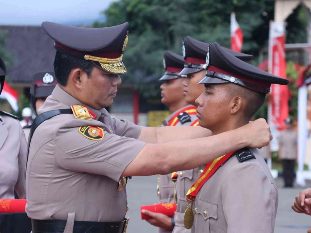 Urutan Pangkat Polisi