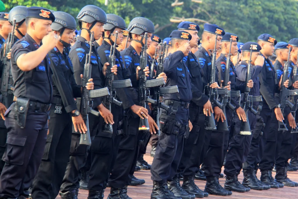 Pangkat Brimob dan Lambangnya